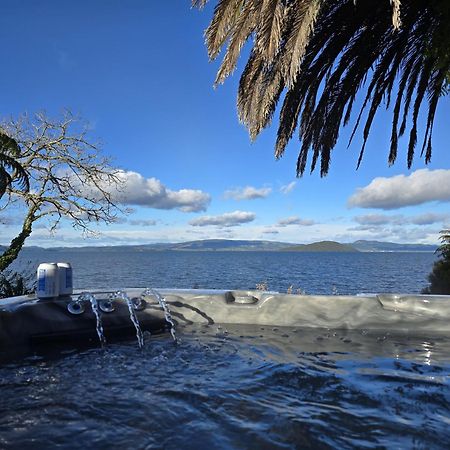 Lake Haven - On The Lakefront Hamurana Exterior photo